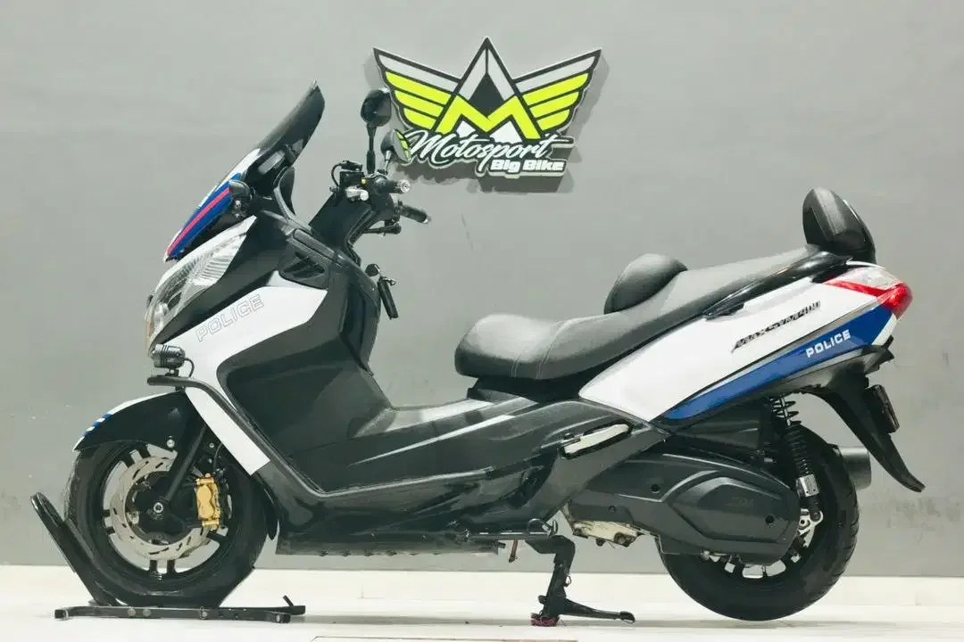 Sym Maxsym 400i mulus piaggio MP3 ADV750 xmax Forza - Image 4 of 4