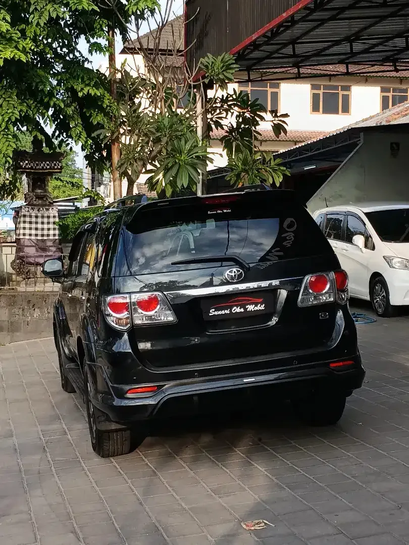 FORTUNER TRD VNT TURBO AT DISEL SUPER ISTIMEWA - Image 4 of 10