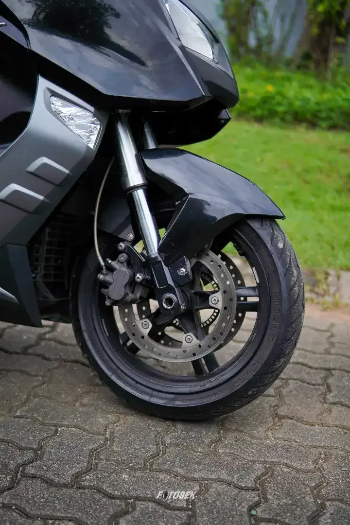 BMW C600 Sport 2015 650cc, Black Glossy - Image 2 of 10