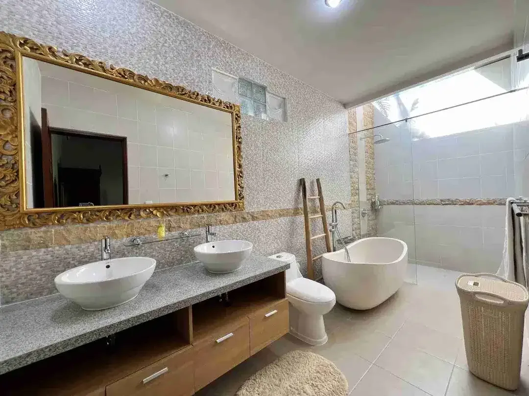 villa beachside jalan pungutan sanur bali - Image 6 of 10