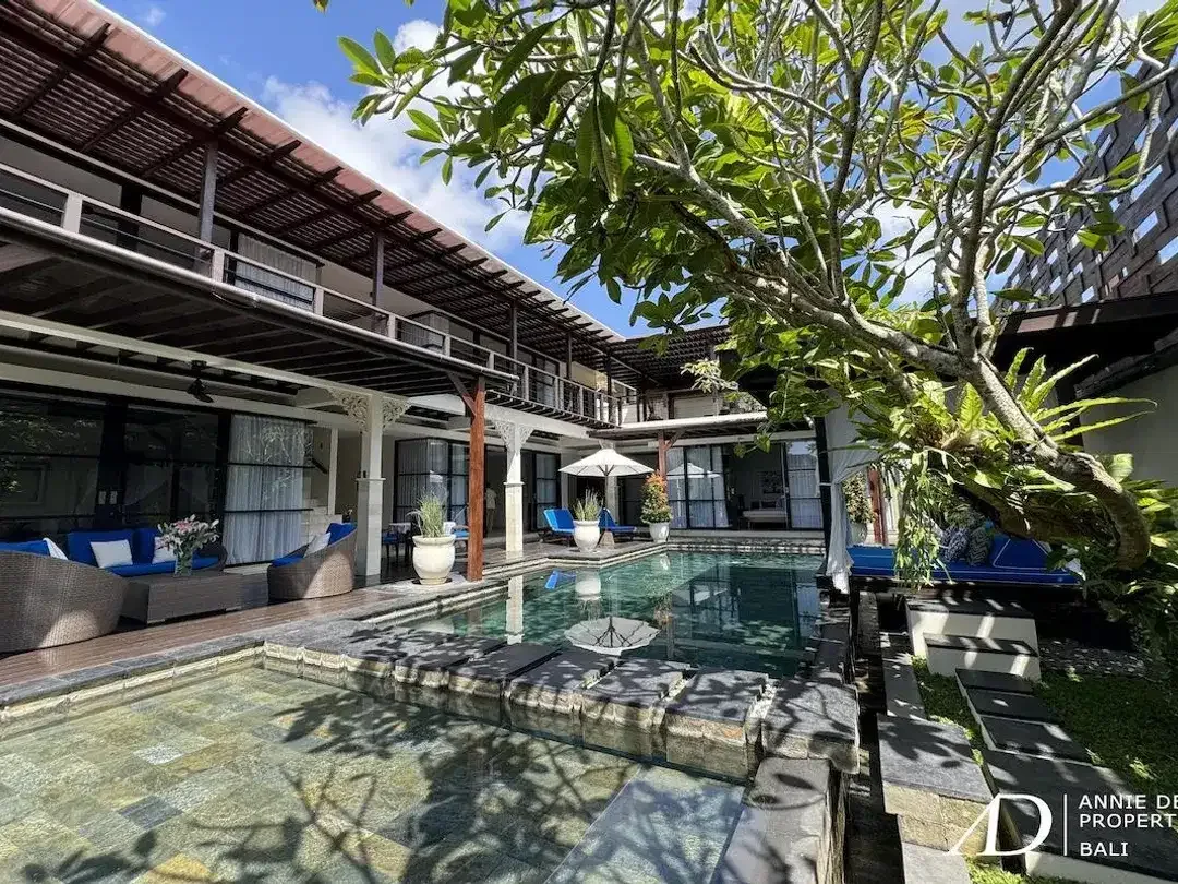FREEHOLD | MODERN VILLA IN SECURE LUXURY ESTATE - JIMBARAN - Image 3 of 10