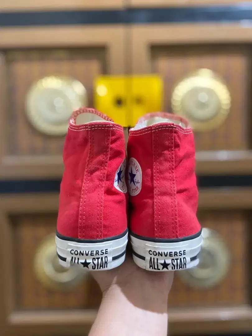 Dijual sepatu Converse Chuck Taylor All Star - Image 5 of 8