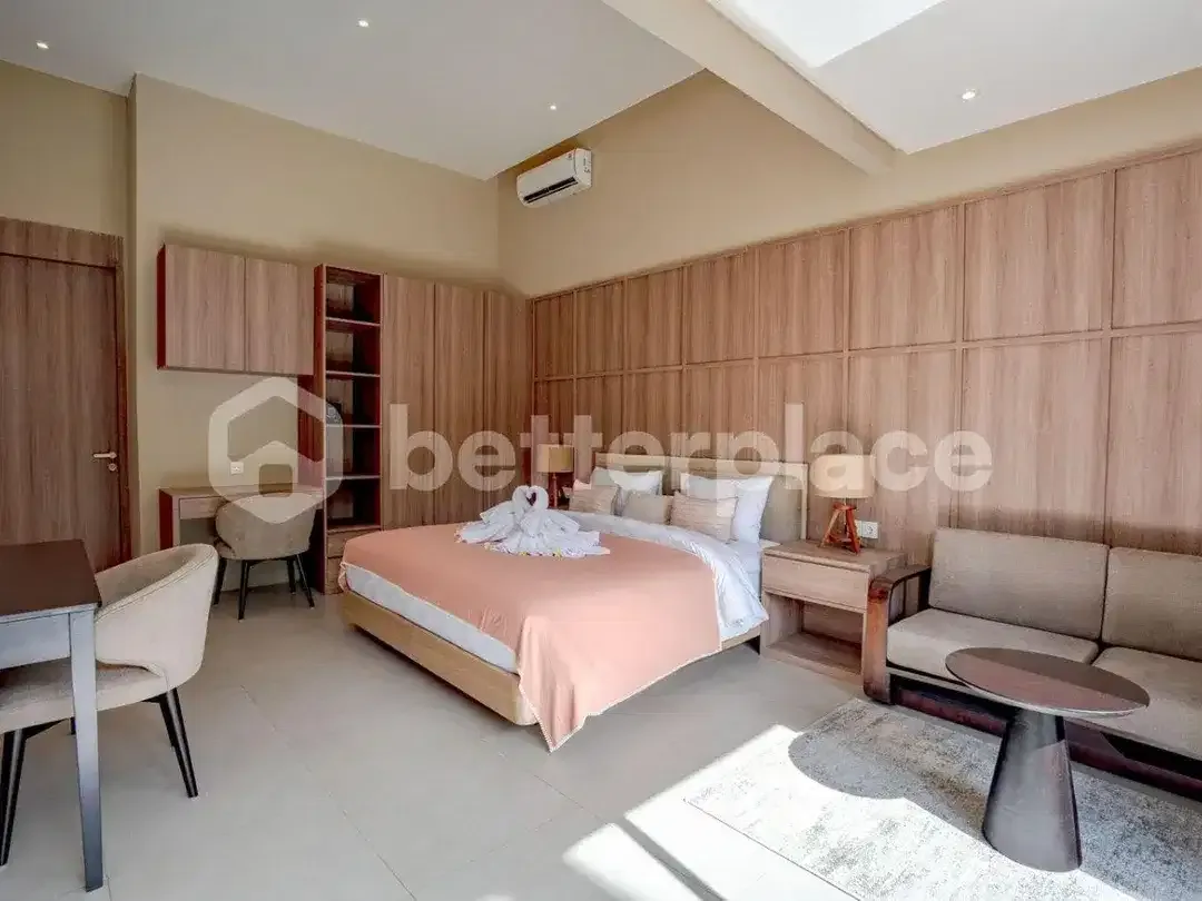 Prestigious Ubud Residence – Elegant 3-Bedroom Villa Offering a Seamless Connection to Nature and Contemporary Living - Image 10 of 10