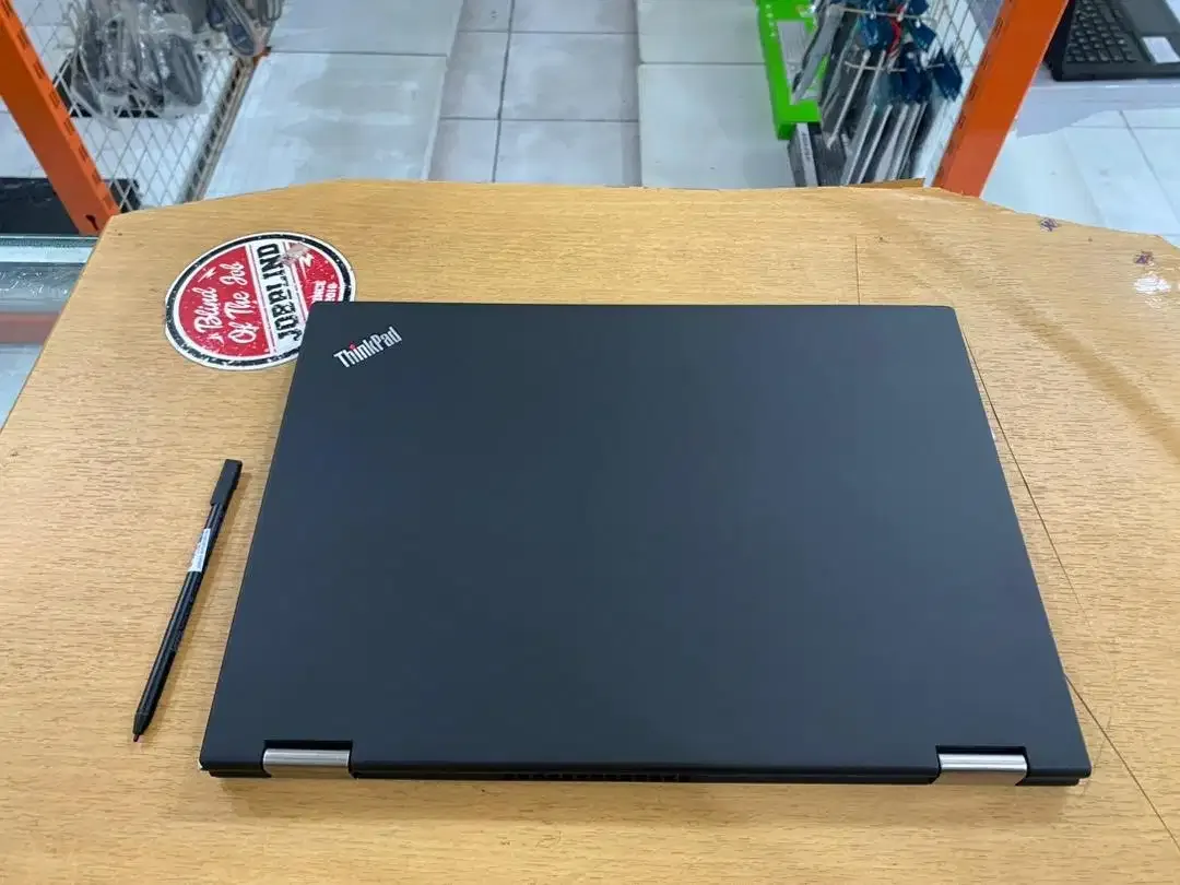 Lenovo ThinkPad X380 Yoga Core i7Gen8 Ram 16GB SSD 256GB Touchscren - Image 9 of 10