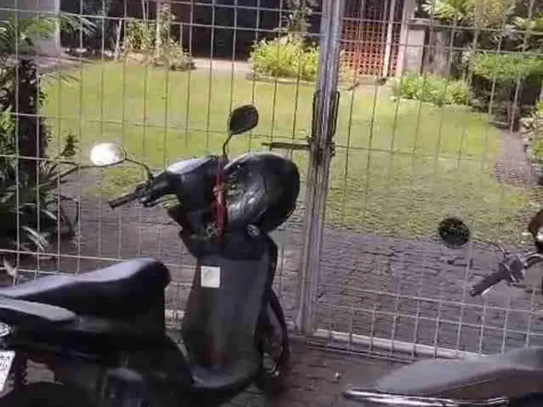 Lahan Komersial 500m² Bonus Rumah di Sesetan - Image 1 of 10