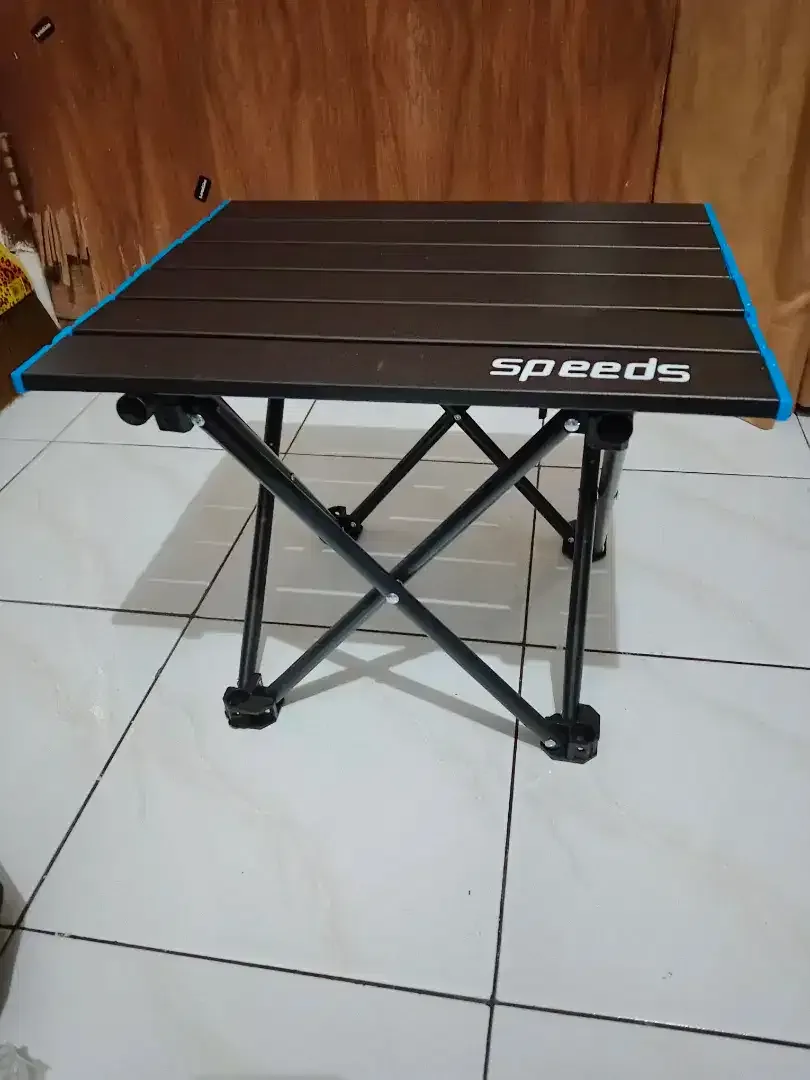Meja Lipat Outdoor Serbaguna Merk Speeds Warna Hitam UK.41x35x29cm - Image 1 of 4