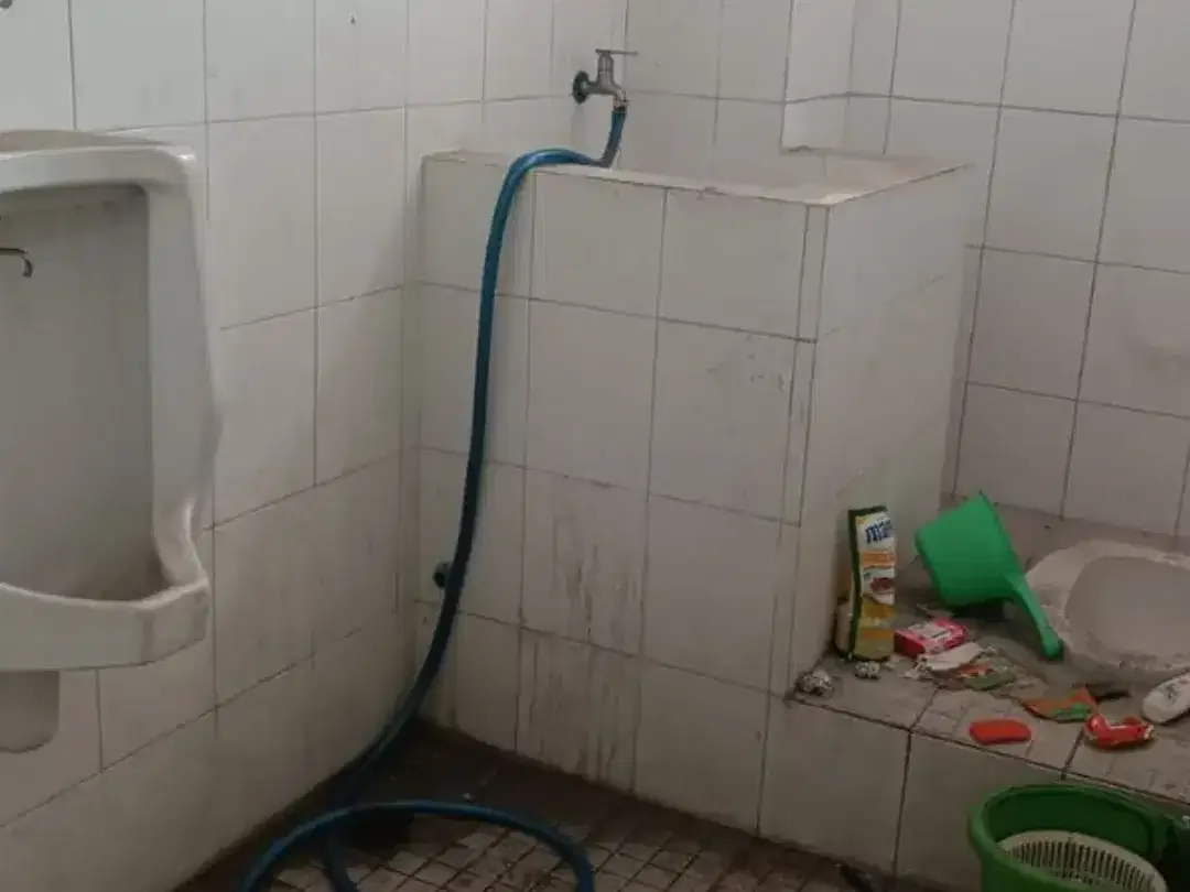 RUKO 3,5 LANTAI PUSAT KOTA DI GATOT SUBROTO TENGAH DENPASAR - Image 10 of 10