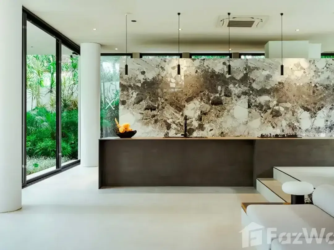 6 Bedroom Villa for sale in Mengwi, Bali - Image 8 of 10