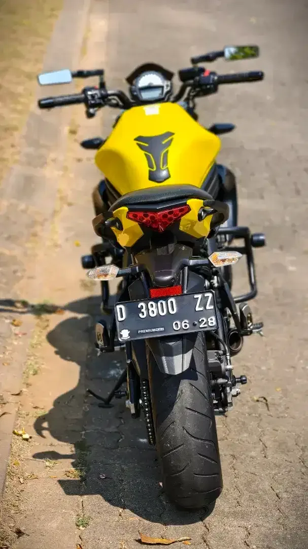 Kawasaki Er6n Kuning Istimewa SE 2018 - Image 5 of 10