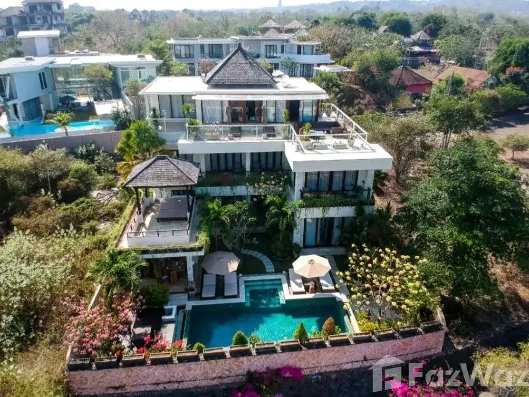 4 Bedroom Villa for sale in Jimbaran, Bali - Image 2 of 10