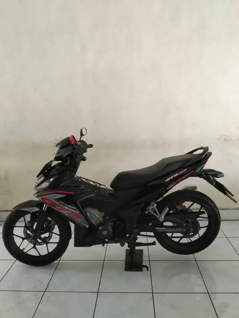 DP 500K / BUNGA MENURUN 2% / HONDA SUPRA GTR 150 TAHUN 2020 - Image 3 of 6
