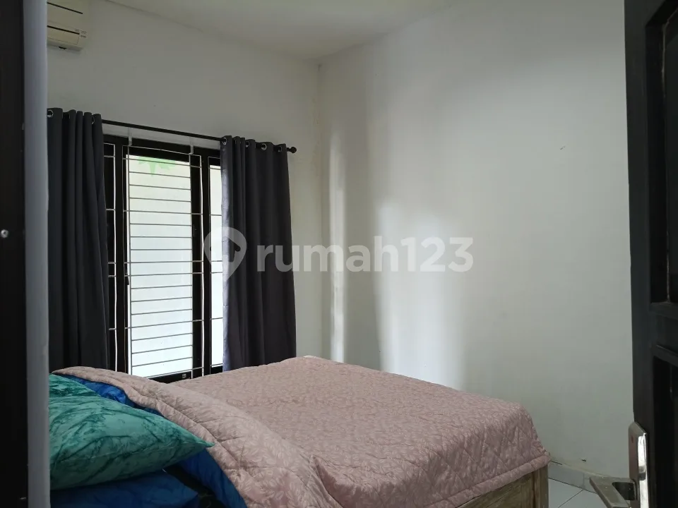 Rumah 2 Lantai Siap Huni Di Taman Giri - Image 3 of 4