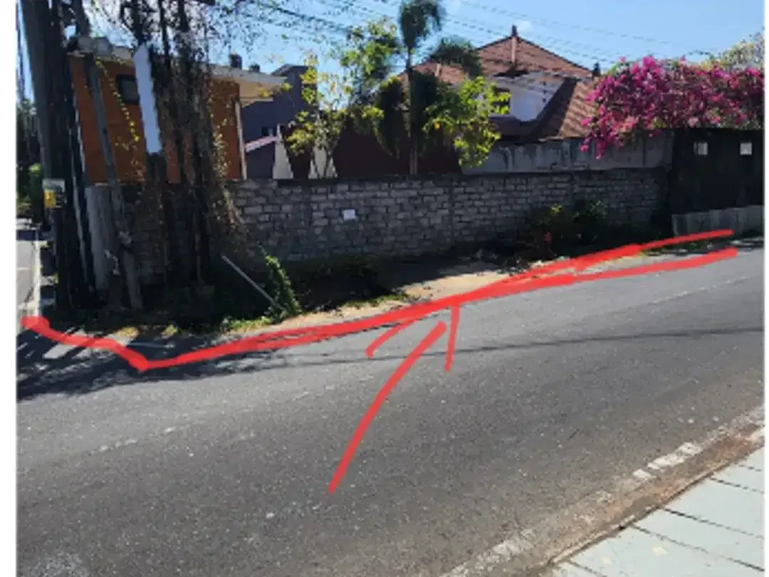 Dijual Tanah dan Bangunan di Jimbaran - Image 4 of 10