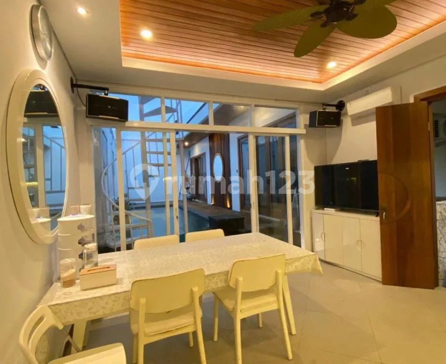 Dijual Cepat - Villa di Canggu, Bali Semi Furnished - Image 3 of 4