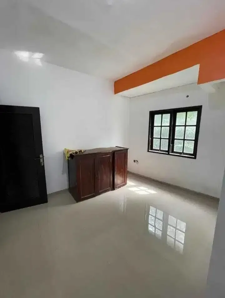 Dijual rumah lantai 3 dekat McDonald's jimbaran Badung Bali - Image 2 of 10