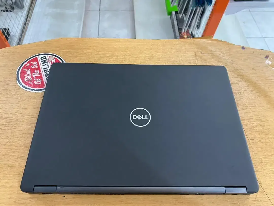 Laptop DELL Latitude E5490 Core i5Gen8 Ram 8GB SSD 256GB Mulus Kuat - Image 8 of 10