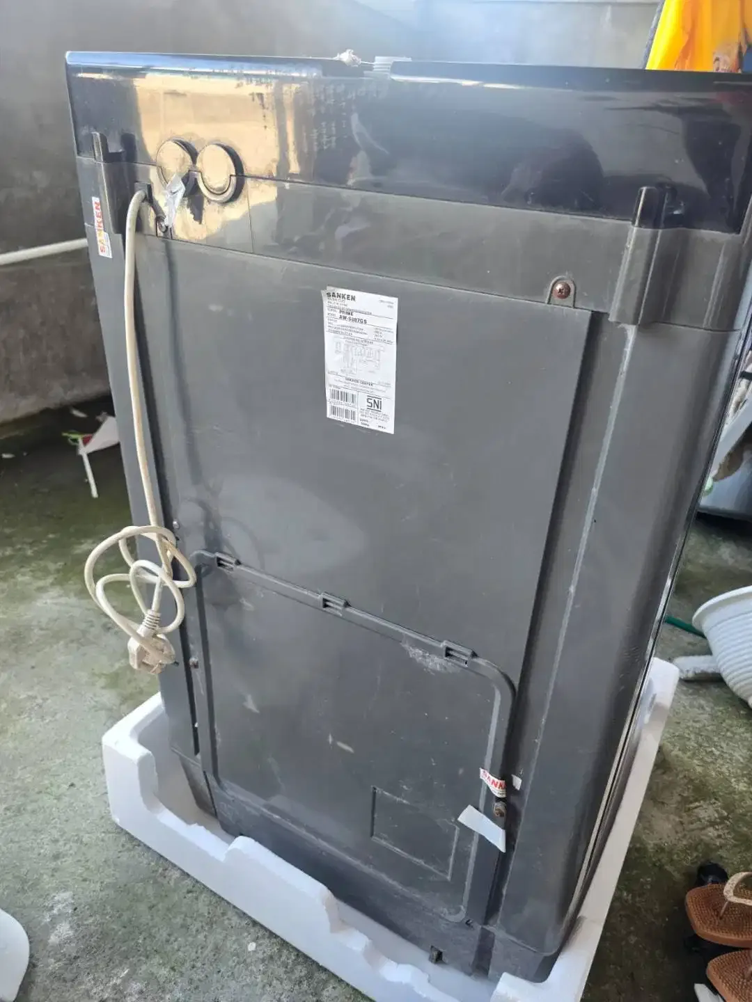 Mesin Cuci Sanken Washing Machine Mulus Kondisi Normal Tangan Pertama - Image 3 of 6