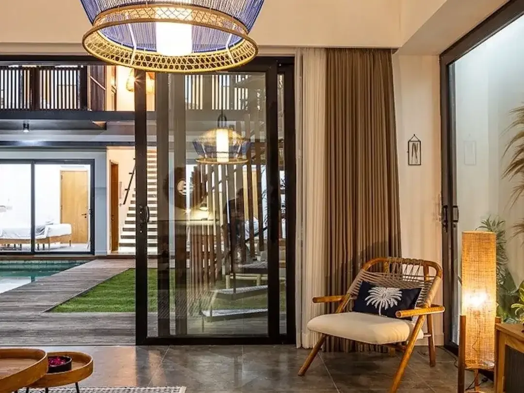 7 Bedroom Villa for sale in Batu Bolong, Bali - Image 4 of 10