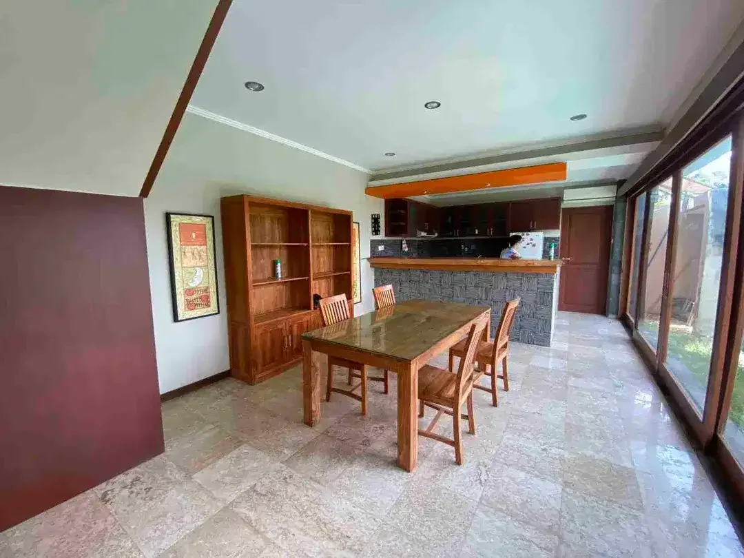 Jarang ada jual , Rumah Villa 2 are di dekat jl Bidadari seminyak Kuta Bali - Image 8 of 10