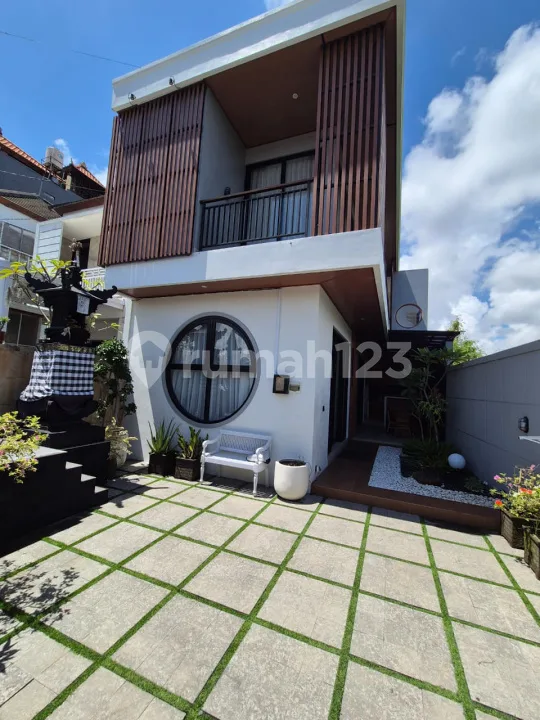 Disewakan Rumah Minimalis Modern 2 Lantai di Dalung - Image 1 of 4