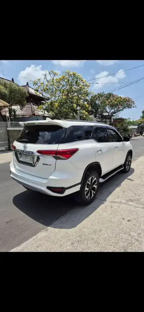 DIJUAL Toyota Fortuner VRZ 4X2 AT - Image 6 of 10