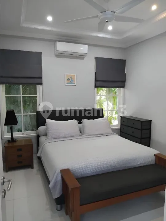 Rumah Semi Villa Jalan Kaki ke Pantai Sanur - Image 2 of 4