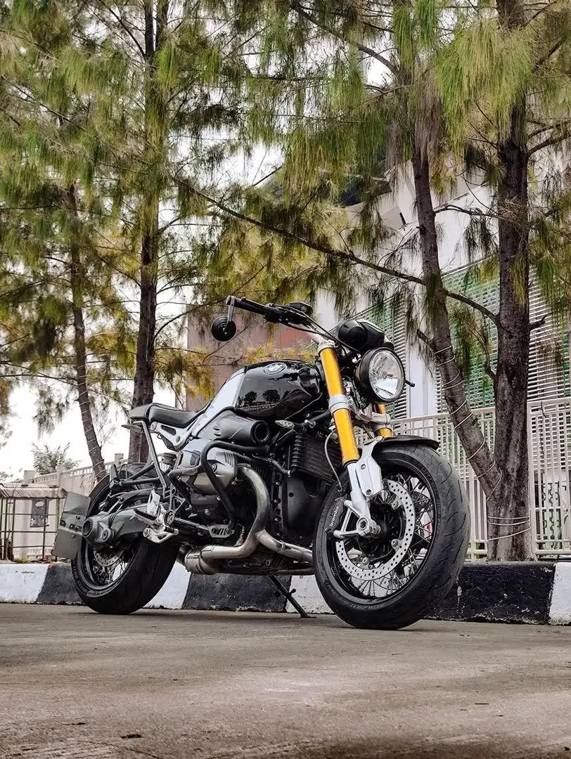 BMW R Nine T (R9T) tahun 2015 Low Odo Mulus Mint Condition R9T - Image 4 of 10