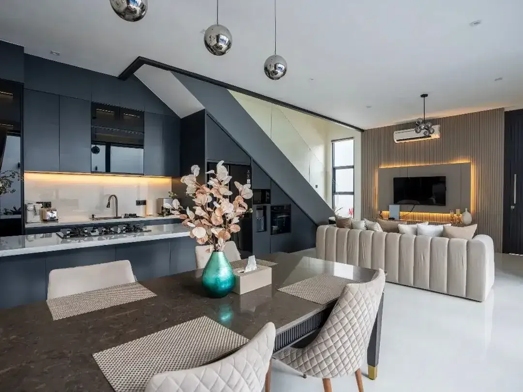 High-Quality Luxury 3Br Villa In Prime Berawa, Canggu - Image 4 of 10