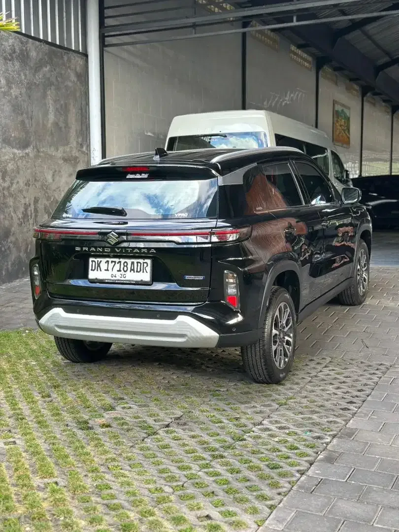 GRAND VITARA GX HYBRID 2024 PMK 2025 MATIC ASLI BALI LOW KM - Image 3 of 10