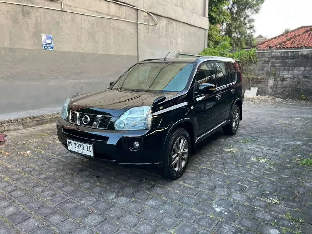 Nissan X-Trail st 2.4cc 2009 matic - Image 1 of 9
