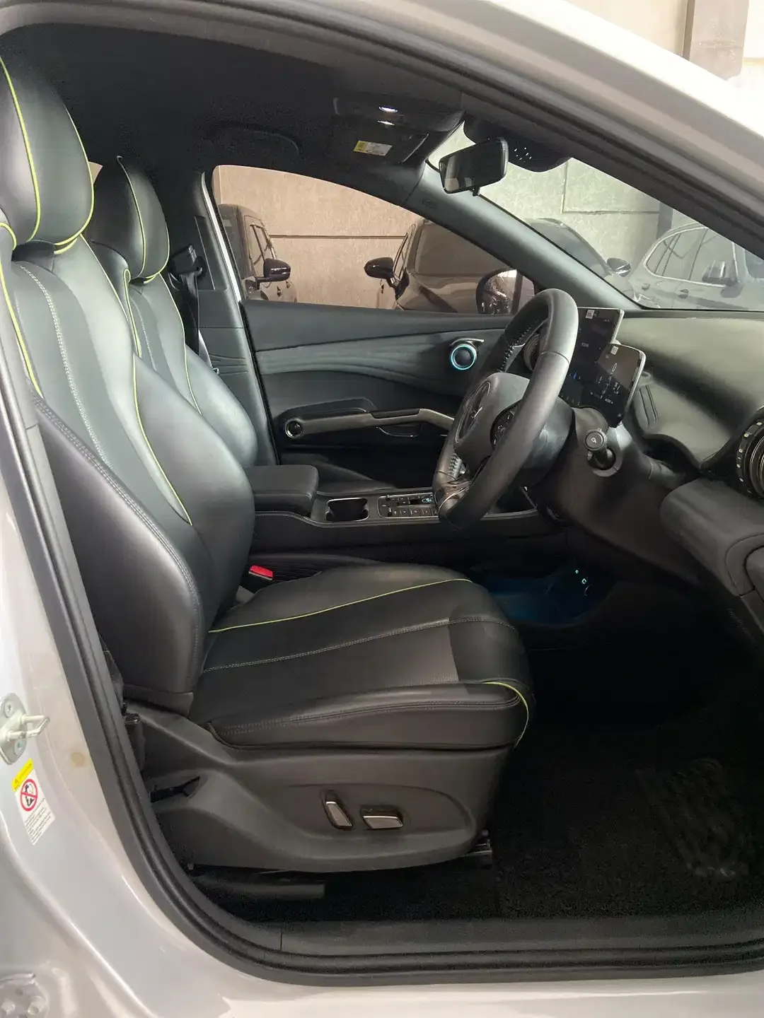 BYD ATTO 3 2025 - Image 8 of 10