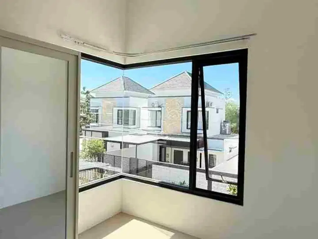 Jual Rumah 2lt Unfurnished Lokasi Perumahan Mumbul Jimbaran Bali. area strategis & nyaman untuk hunian. - Image 2 of 10