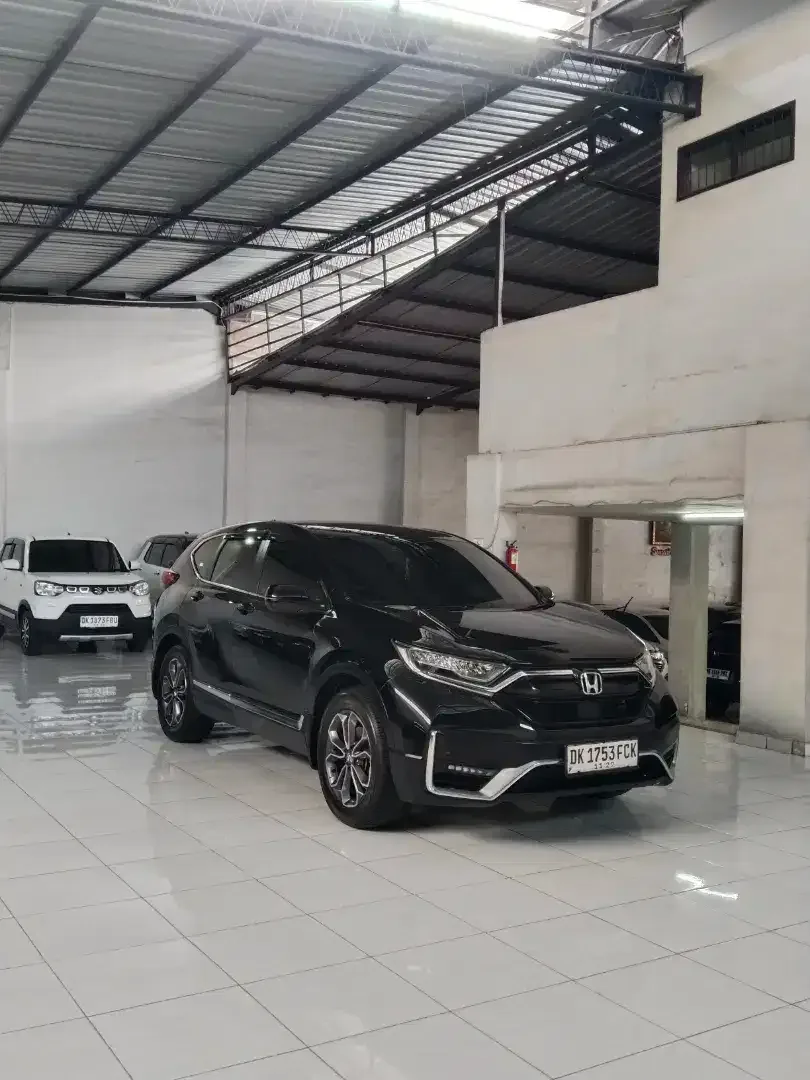 HONDA CR-V TURBO PRESTIGE SENSING LOW KM SEPERTI BARU - Image 2 of 10