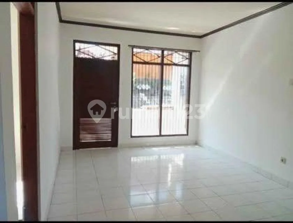 Rumah 2 Lantai dengan 3 Kamar Tidur di Denpasar Selatan Termurah - Image 2 of 4