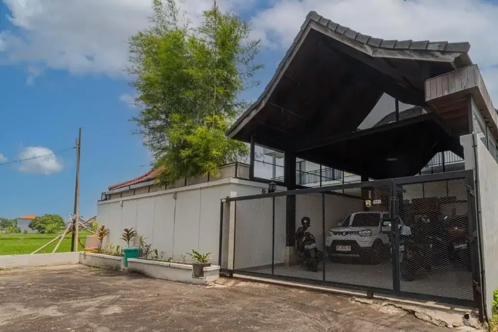 Villa Modern View Sawah di Sanur Selatan Bali - Image 1 of 9