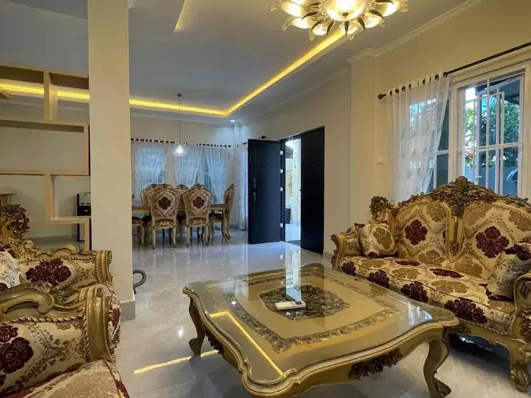 Semi Villa for sale in the heart of KEROBOKAN BALI - Image 8 of 10