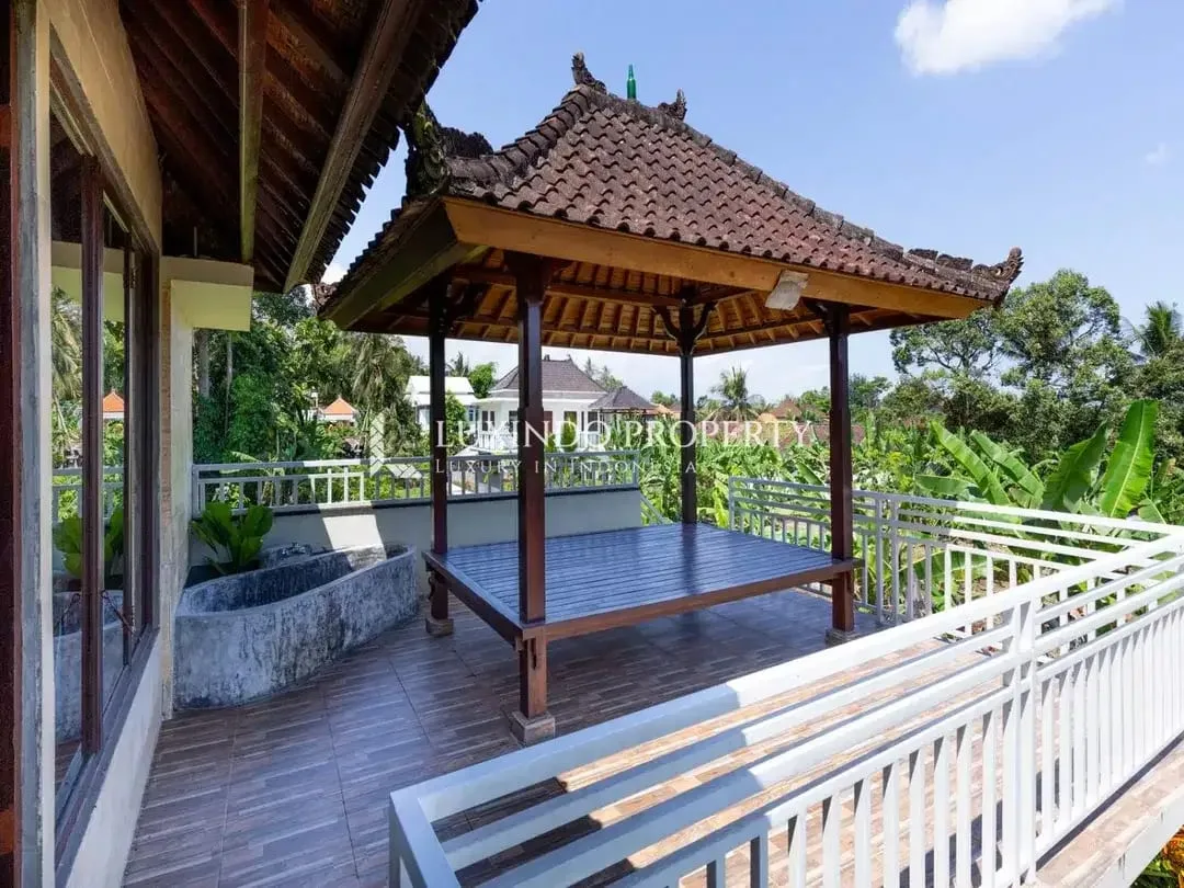 DISEWAKAN JANGKA PANJANG VILLA DENGAN 2 KAMAR TIDUR DI SAYAN - Image 9 of 10