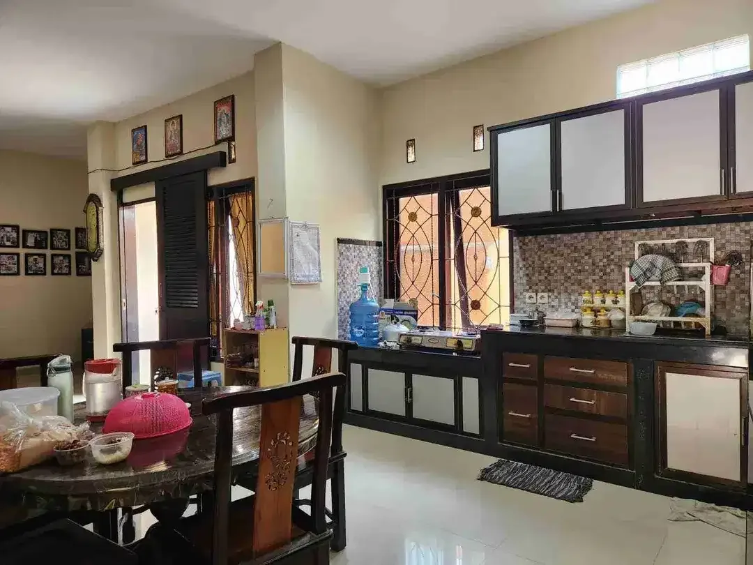 Dijual Rumah Luas 5 KT di Gatot Subroto Barat Denpasar – 3,7M - Image 5 of 10