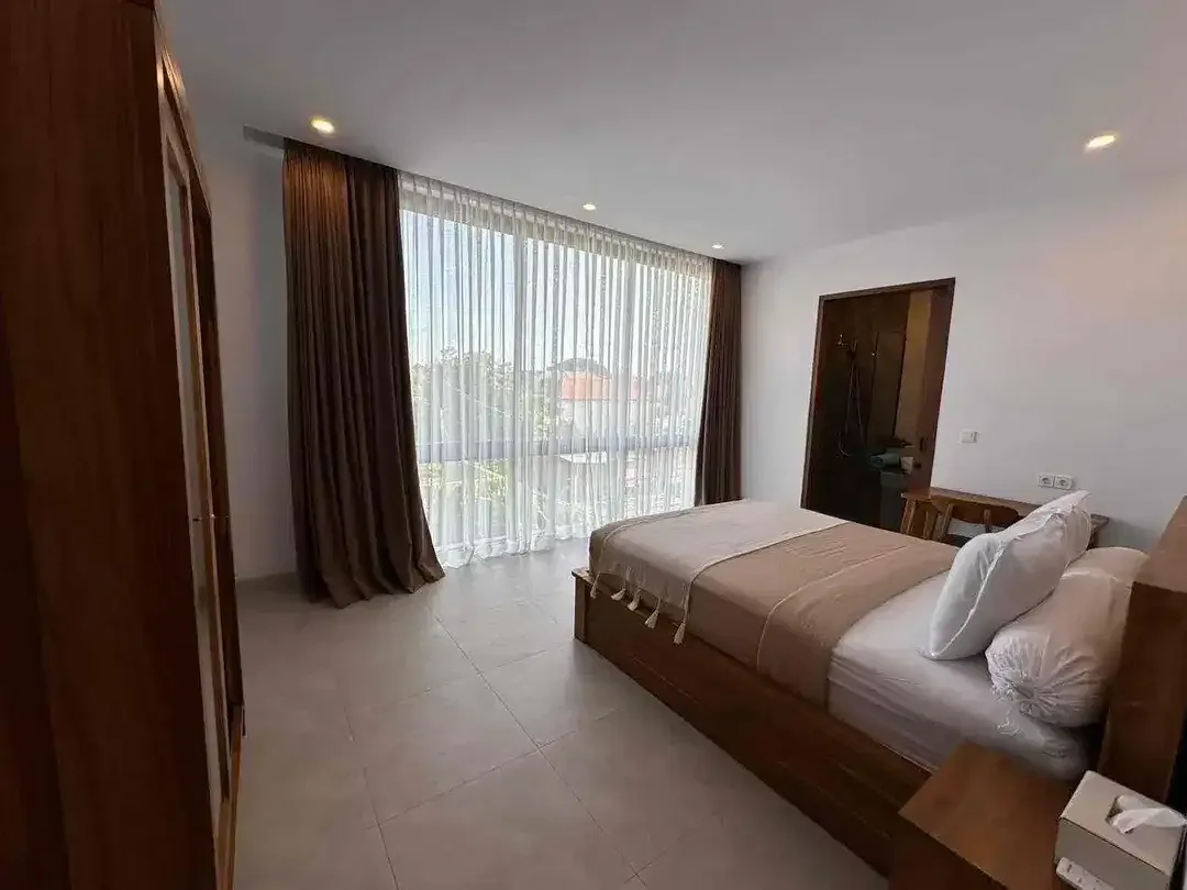 Leasehold Fully Furnished Villa in Jalan Batur Sari Sanur - Image 3 of 10