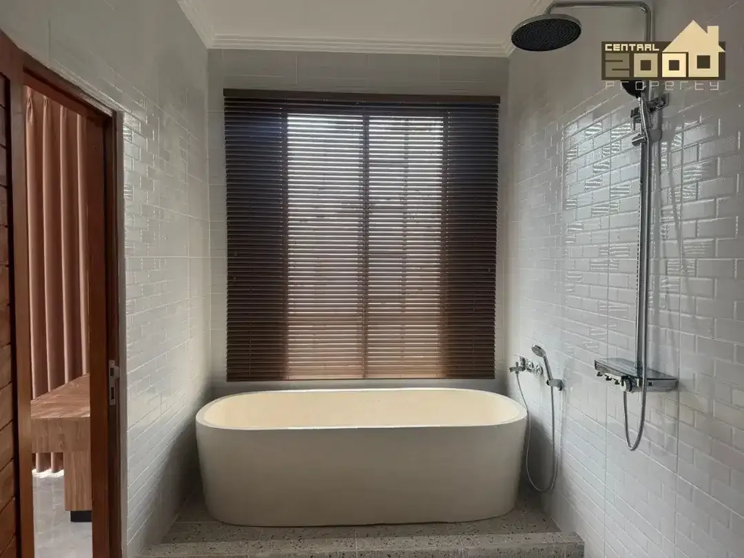 For Sale – Stylish Villa in Prime Canggu Location - Image 7 of 8