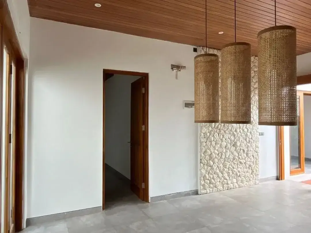 VILLA MODERN DI BUDUK MENGWI BADUNG DEKAT TEMPAT GYM, CAFFE, RS - Image 4 of 10