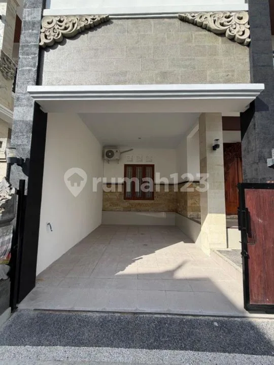 Rumah 2 Lantai 3 Kamar Dekat Sekolah Dyatmika dan Pantai Biaung - Image 2 of 4