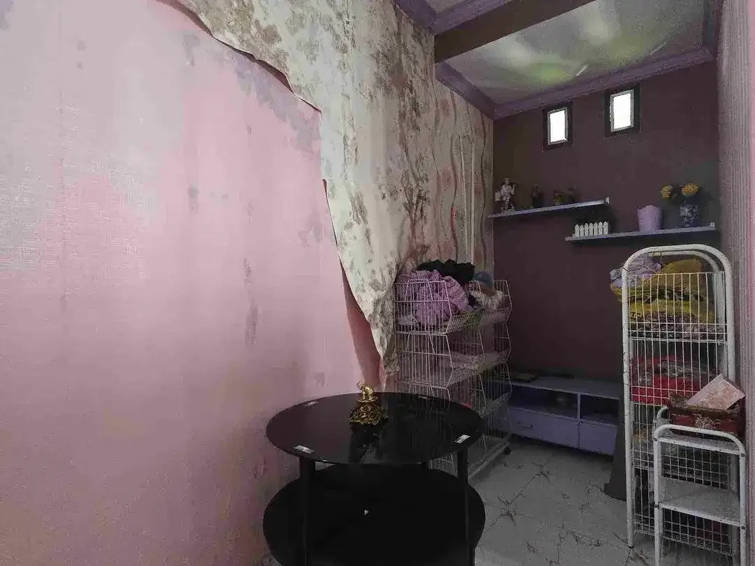 Rumah strategis bersih terawat bonus tanah 120 m2 muding kerobokan Bali - Image 10 of 10