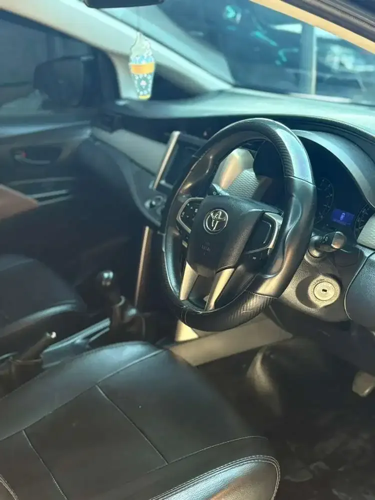 Toyota Kijang Innova 2018 Bensin - Image 4 of 10