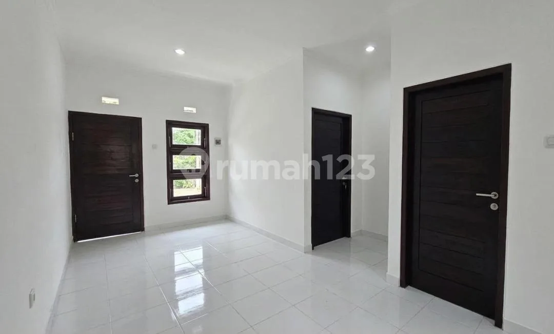 Bebas Banjir, Rumah, 1 Lantai, SHM, - Image 2 of 4