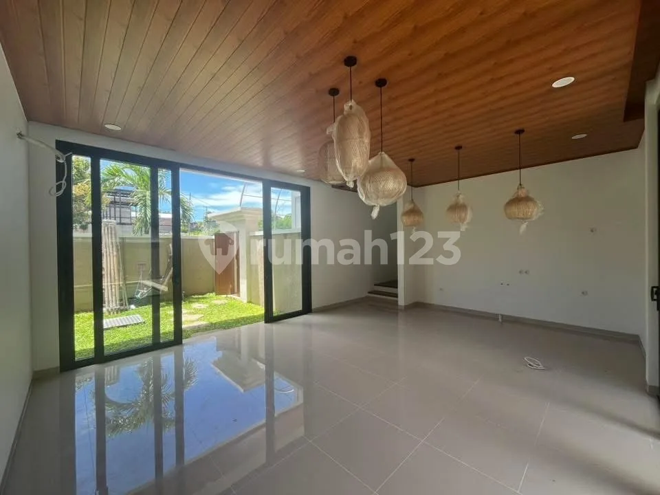 Villa Baru Dalam Cluster Modern di Jimbaran Bali - Image 4 of 4