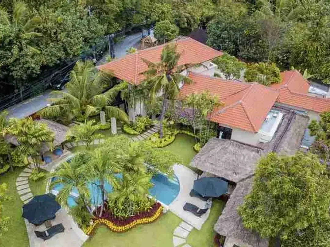 Villa Balinese Premium Dekat Pantai Seminyak - Image 4 of 10
