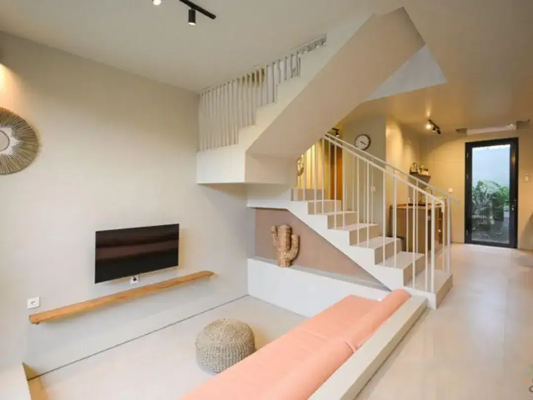 VILLA 2 BR FULL FURNISHED WITH POOL DI ULUWATU - Image 2 of 8