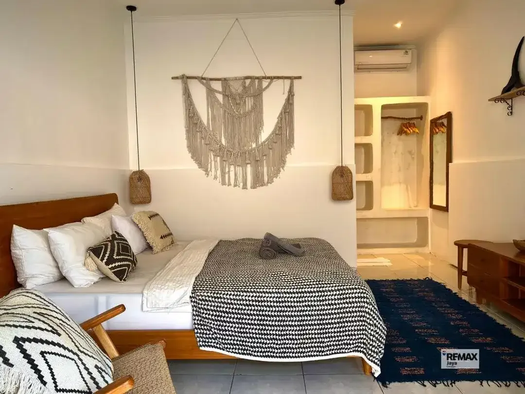 Stylish Fully Furnished House For Rent In Babakan, Canggu - Image 4 of 10