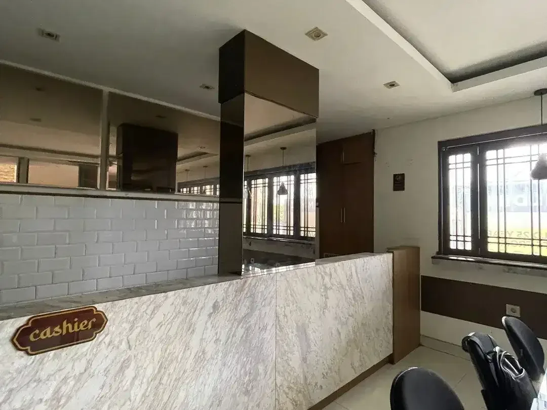Whole Building for sale in Kerobokan, Bali - Image 9 of 10